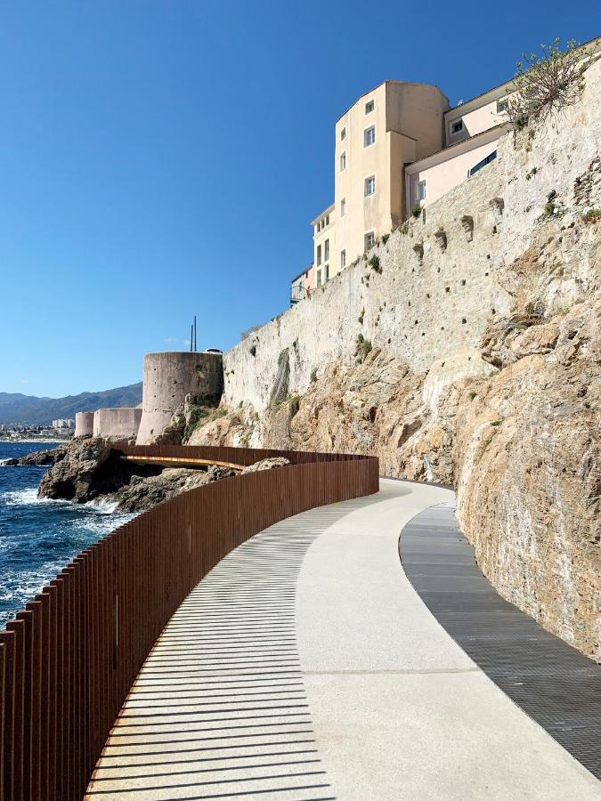 Appartement CASA A CERTOSA au cœur de la Citadelle à Bastia  Extérieur photo