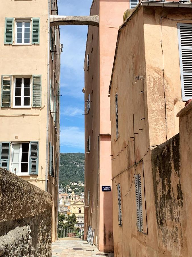 Appartement CASA A CERTOSA au cœur de la Citadelle à Bastia  Extérieur photo